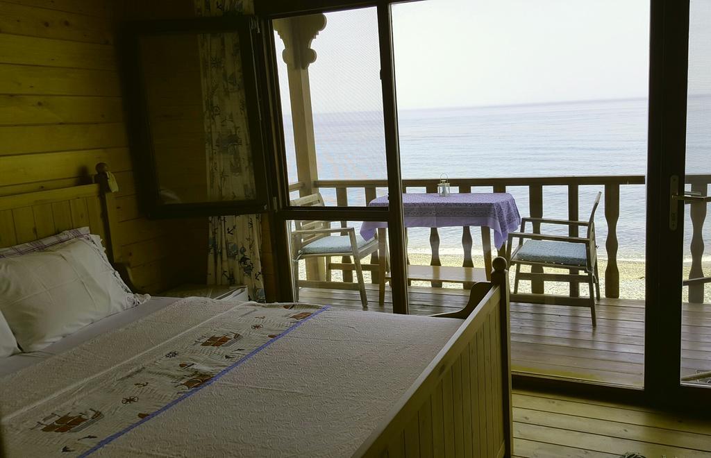 Lipsos Hotel Yeniliman 外观 照片