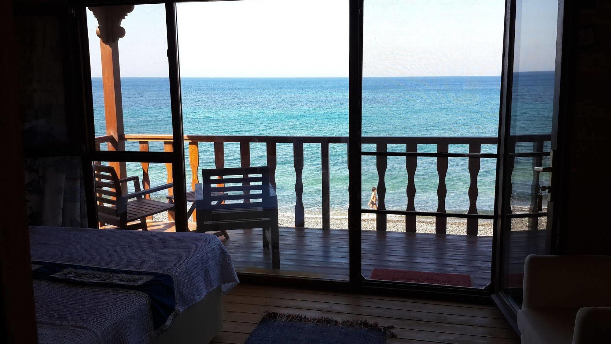 Lipsos Hotel Yeniliman 外观 照片